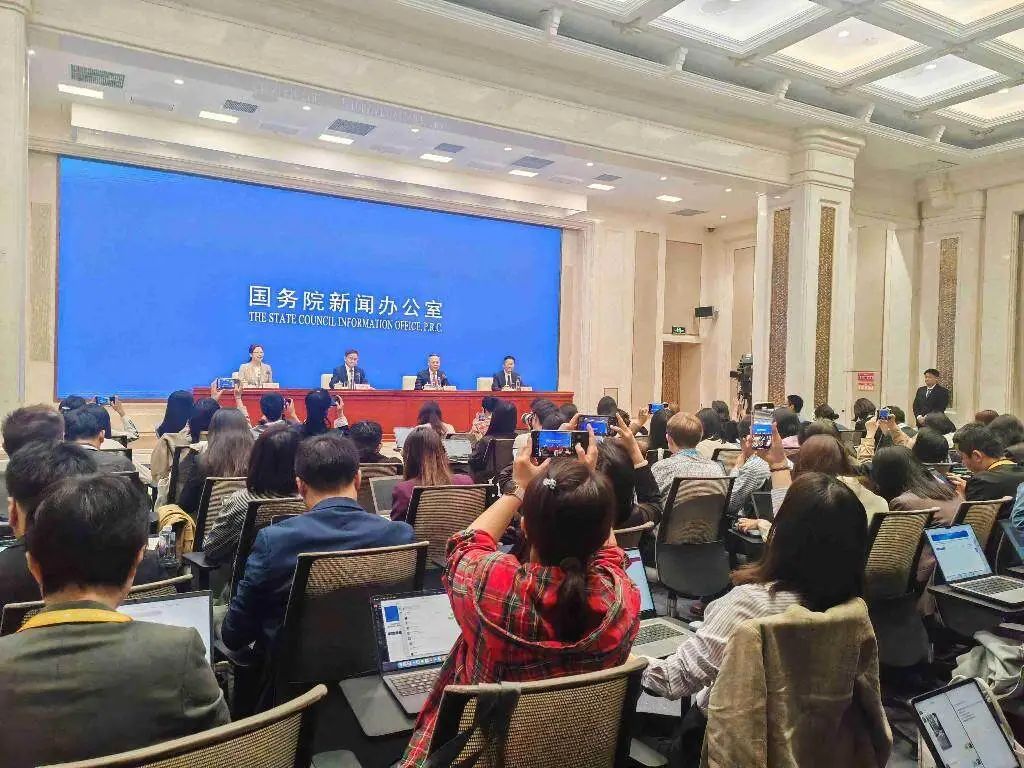 三大类共十项具体政策！央行组合拳发力，支持稳市场稳预期