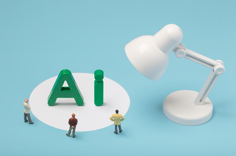 AI账号成起号新套路 多手段绕过“AI打标”背后有哪些隐患？
